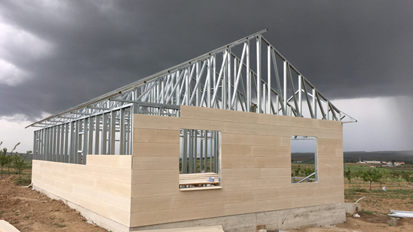 Hafif Çelik Prefabrik Yapılar, Hayvan barınakları, Konteynerler, Depo ve Hangarlar, Kabinler, Prefabrik Konutlar, Ahşap Yapı, Ters Ev, Endüstriyel Sanayi Yapıları, Çelik Konstrüksiyon Yapılar